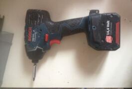 Location outil Visseuse Sans-fil Bosch pro près de Malakoff