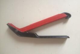 Location outil Pince près de Malakoff