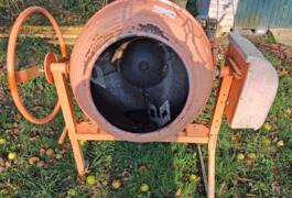 Location outil Bétonnière électrique Altrad près de Sens-de-Bretagne