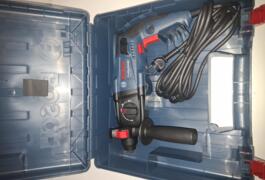 Location outil Burineur perforateur Électrique Bosch pro près de La Talaudière