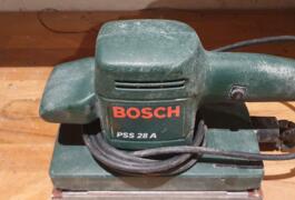 Location outil Ponceuse à bande Électrique Bosch près de Antony