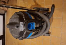 Location outil Aspirateur industriel eaux et poussières Einhell près de Velesmes-Essarts