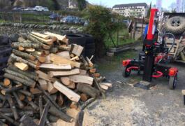 Location outil Fendeuse de buches Pneumatique près de Bidos