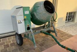 Location outil Bétonnière Thermique près de Bidos