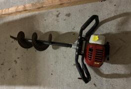 Location outil Tarière près de Bidos