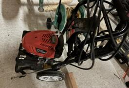 Location outil Nettoyeur haute pression Thermique près de Bidos