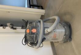 Location outil Aspirateur eau poussière Dexter près de Lyon