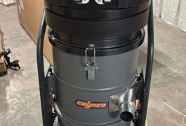 Location outil Aspirateur eau poussière Électrique Nilfisk près de Tignieu-Jameyzieu