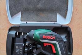 Location outil Visseuse devisseuse Bosch I près de Saint-Clément-de-Rivière