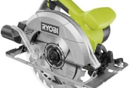 Location outil Scie circulaire Électrique Aeg près de Toulouse