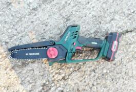 Location outil Élagueuse près de Rétaud