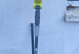 Location outil Taille haie sur perche Électrique Aeg près de Saint-Augustin