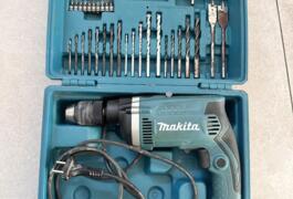 Location outil Perceuse Électrique Makita près de Lattes