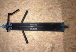 Location outil Coupe carreaux Manuel près de Châteaugiron