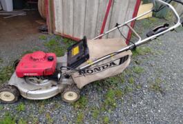 Location outil Tondeuse Thermique Honda près de Le Boupère