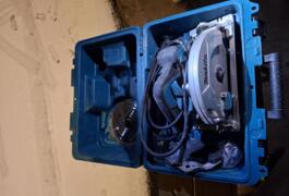 Location outil Scie circulaire Électrique Makita près de Tours