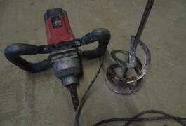 Location outil Malaxeur Électrique Altrad près de Feugères