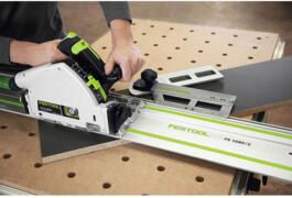 Location outil Scie plongeante Électrique Festool près de Le Russey