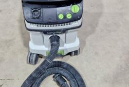 Location outil Aspirateur eau poussière Électrique Festool près de Marseille