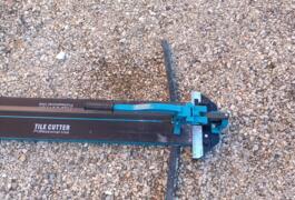 Location outil Coupe carreaux Manuel près de Péret