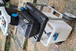 Location outil Broyeur de végetaux Électrique Mac-allister près de Montastruc la conseillere