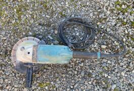 Location outil Meuleuse Électrique Makita près de Saint-Corneille