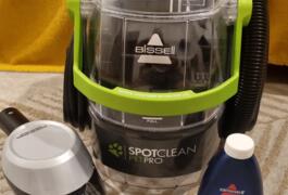 Location outil Shampouineuse Bissell près de Courbevoie