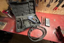 Location outil Burineur perforateur Électrique Dexter près de La Celle-Saint-Cloud