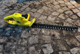 Location outil Taille haie Électrique près de La Celle-Saint-Cloud