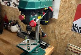 Location outil Perceuse sur colonne Parkside près de La Celle-Saint-Cloud