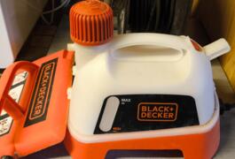 Location outil Décolleuse à papier peint Électrique Black et decker près de Andrésy
