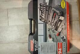 Location outil Location assortiment de douilles 94 pièces près de Fontenay-le-Fleury