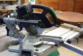 Location outil Scie à onglet Électrique Festool près de Marseille