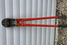 Location outil Pince monseigneur près de Estillac