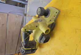 Location outil Rabot Électrique Ryobi près de Cournon-d'Auvergne