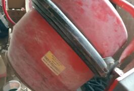 Location outil Bétonnière Électrique près de Beaulieu-sur-Loire