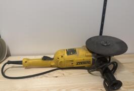 Location outil Meuleuse Électrique Dewalt près de Woippy