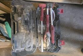 Location outil Ponceuse girafe près de Brest