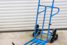 Location outil Diable escalier Pliant près de Roquemaure