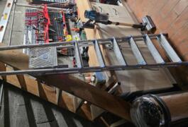 Location outil Escabeau près de Saint-Sébastien-sur-Loire