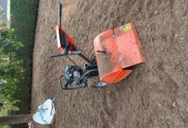 Location outil Motoculteur rotovator Husqvarna près de Vendôme