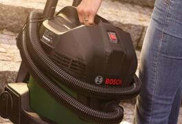 Location outil Aspirateur eau poussière Bosch près de Sorel-Moussel