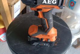 Location outil Visseuse de visseuse a choc Aeg près de La Motte