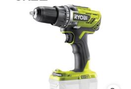 Location outil Perceuse Sans-fil Ryobi près de Villeneuve-lès-Avignon