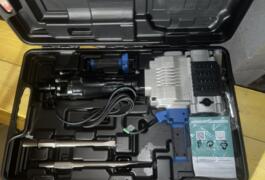 Location outil Marteau piqueur Électrique Hyundai près de Marchéville