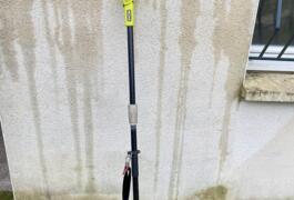 Location outil Tronçonneuse sur perche Électrique Ryobi près de Saint-Augustin