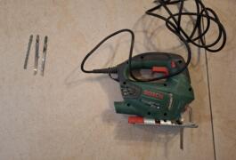 Location outil Scie sauteuse Filaire Bosch près de Nangy
