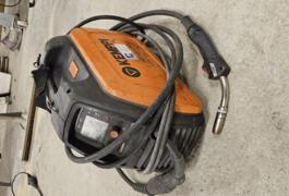 Location outil Poste à souder Électrique près de Saint-Chamond