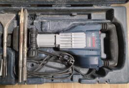 Location outil Marteau piqueur Électrique Bosch pro près de Arriance