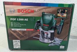 Location outil Défonceuse à bois Électrique Bosch près de Maurepas